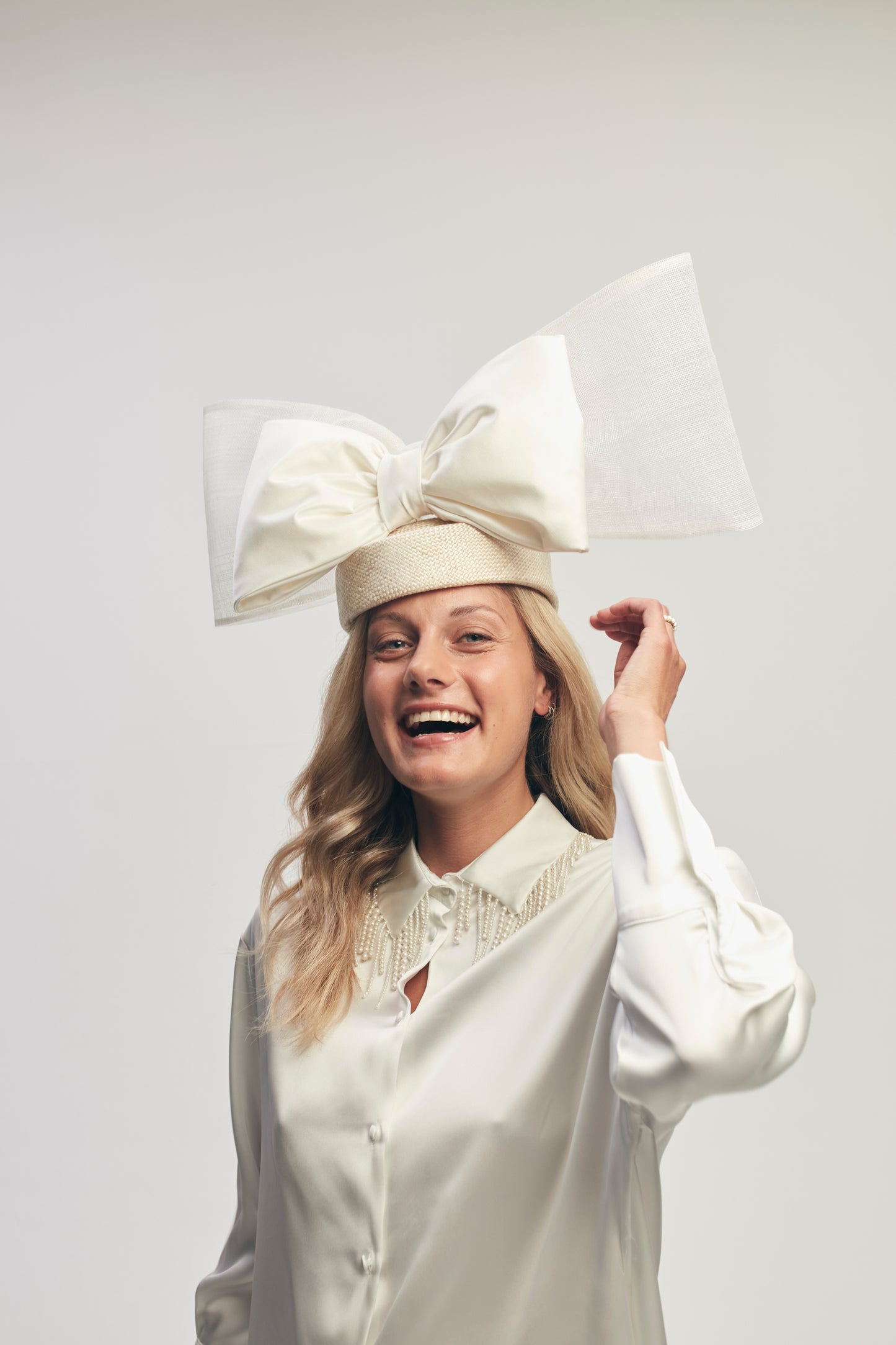 Ava Bow, Ivory