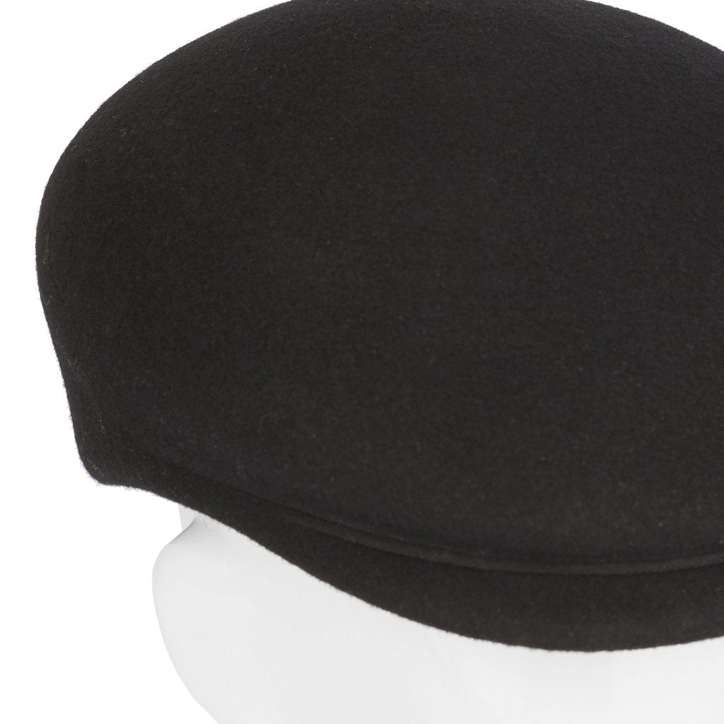 Black felt best sale flat cap