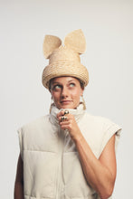 Armidillo, Wheat Straw Hat
