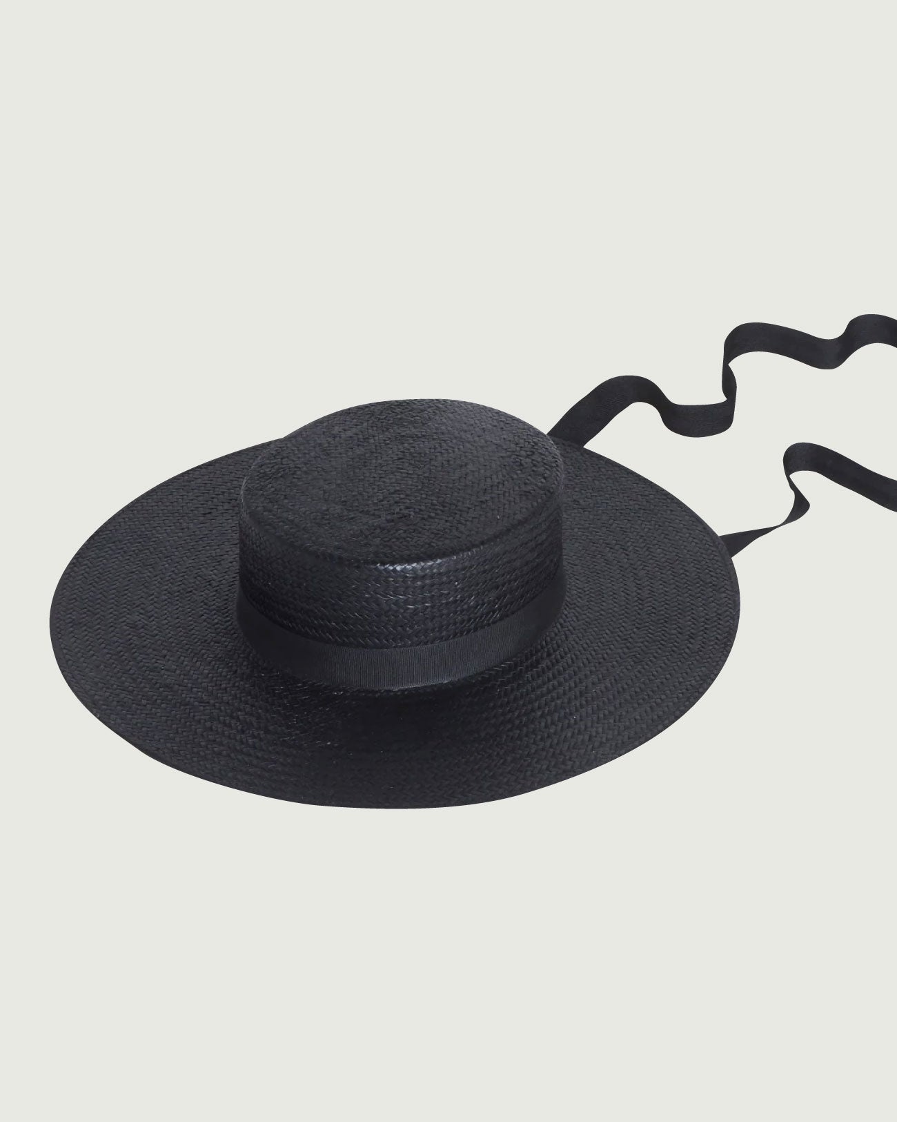 Billie Bolero, Paper Panama Hat