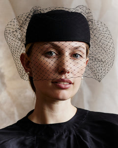 Fiona, Black Hat With Bow And Veil