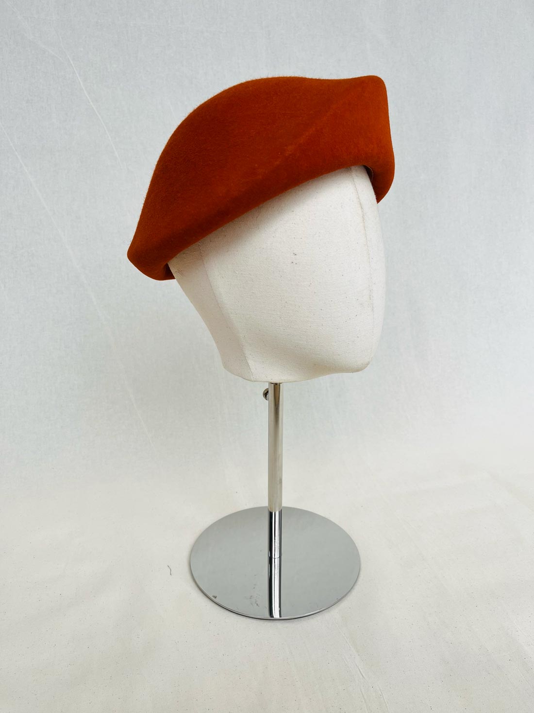 Bae Beret, Wool Felt Hat, Rust